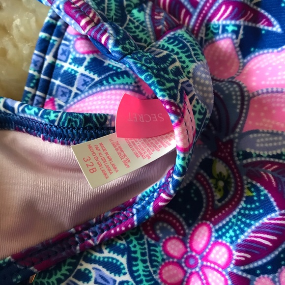 Victoria’s Secret body wrap swim set - Picture 5 of 8